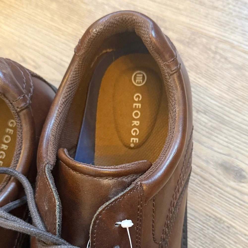 George Men's Dark Brown Oxfords NWT